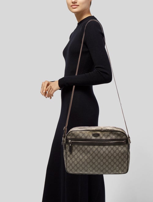 Gucci GG Supreme Messenger Bag