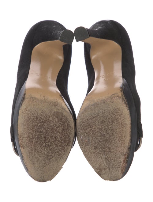 Gucci Horsebit Accent Suede Pumps