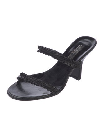 Gucci Leather Ruffle Embellishment Slides