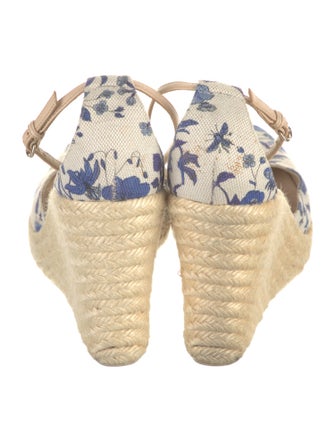 Gucci Flora Print Canvas D'Orsay Pumps