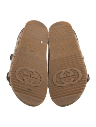 Gucci GG Canvas Canvas Slides