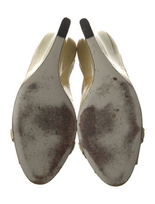 Gucci Horsebit Accent Patent Leather Sandals