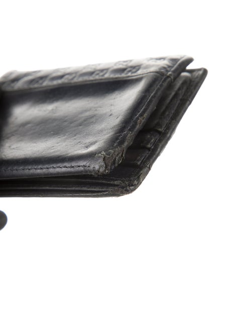 Gucci Microguccissima Pattern Leather Wallet