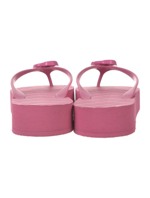 Gucci Double G Logo Rubber Flip Flops