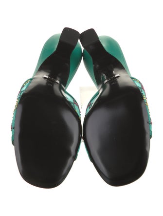 Gucci Leather Lace Pattern Slides