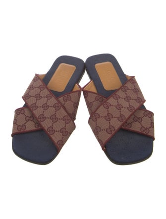 Gucci GG Canvas Canvas Slides