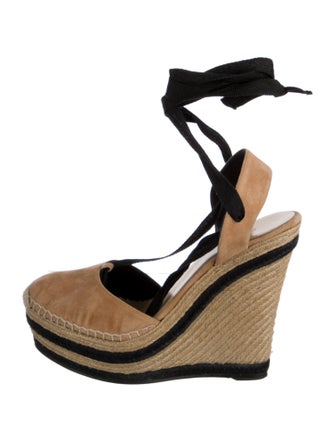 Gucci Suede Colorblock Pattern Slingback Pumps