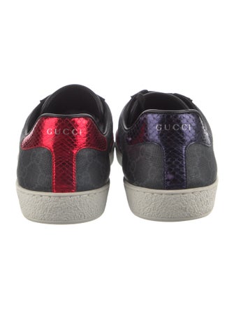 Gucci GG Supreme Sneakers