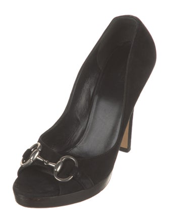 Gucci Horsebit Accent Suede Pumps