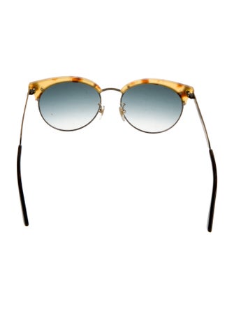 Gucci Interlocking G Logo Oversize Sunglasses