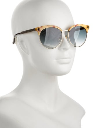 Gucci Interlocking G Logo Oversize Sunglasses