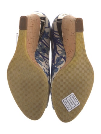 Gucci Microguccissima Pattern Canvas Pumps