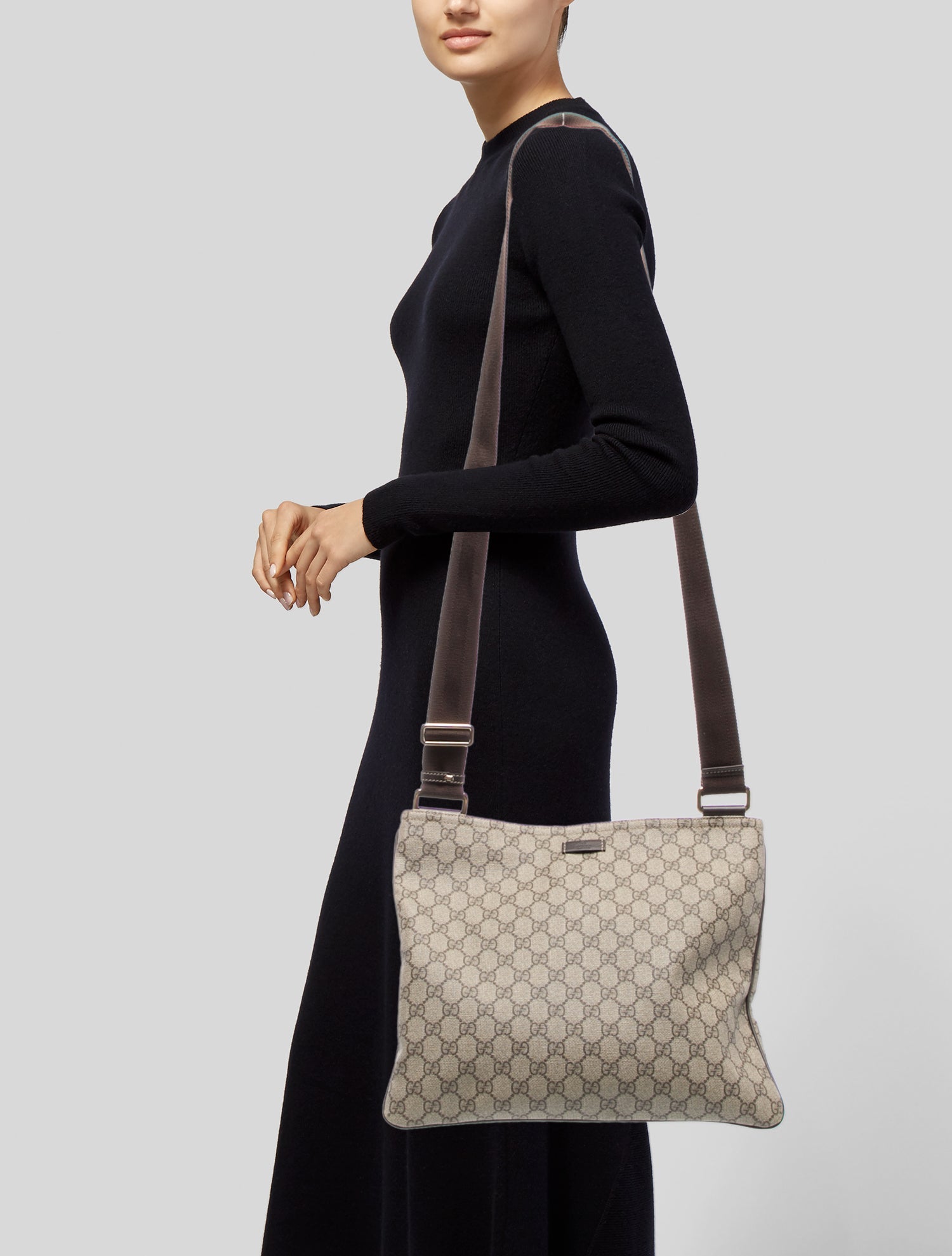 Gucci GG Supreme Messenger Bag