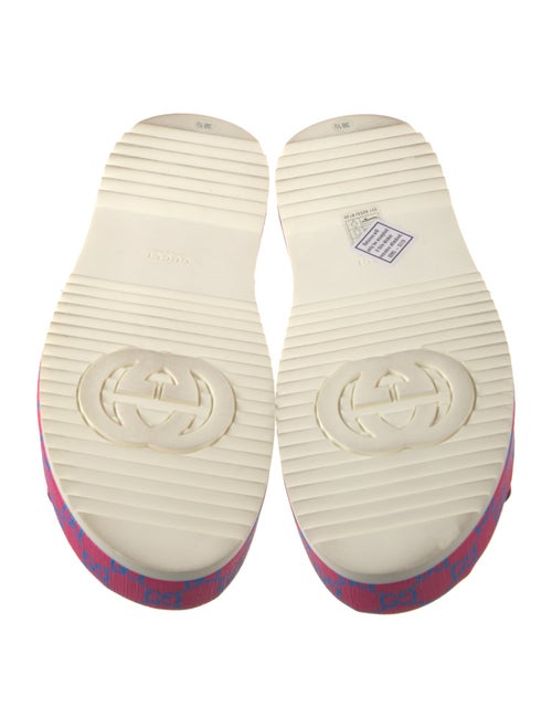 Gucci GG Supreme Slides