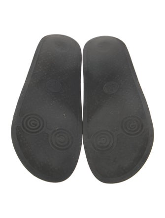 Gucci GG Logo Rubber Slides