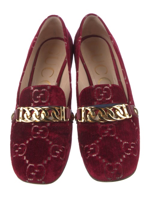 Gucci Chain-Link Accent Velvet Pumps