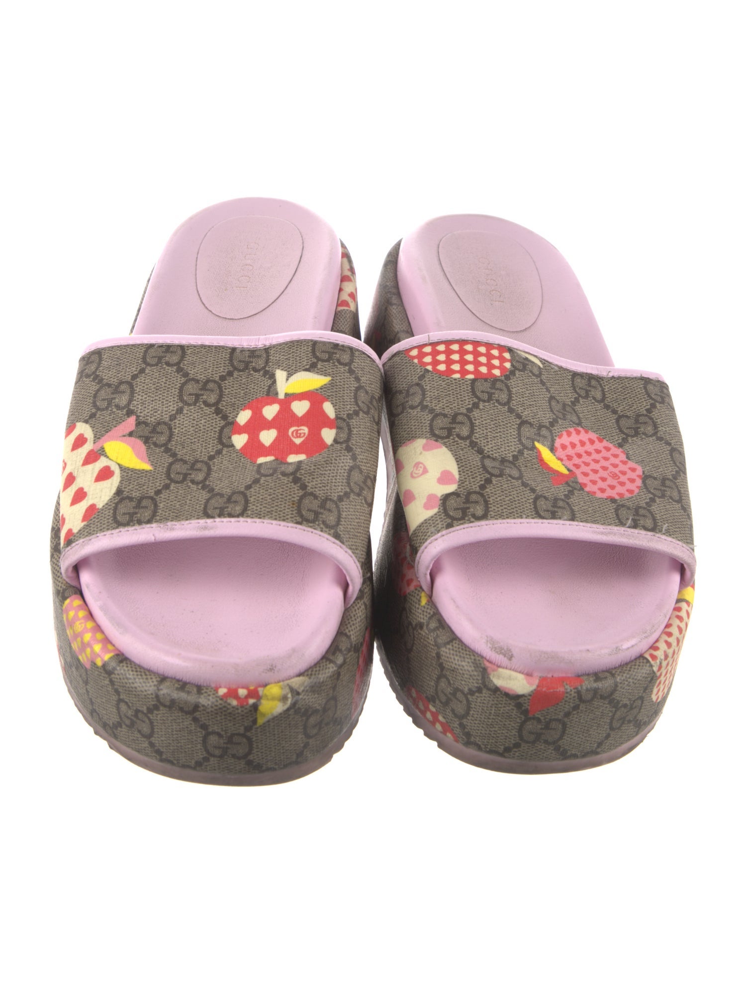 Gucci GG Supreme Slides