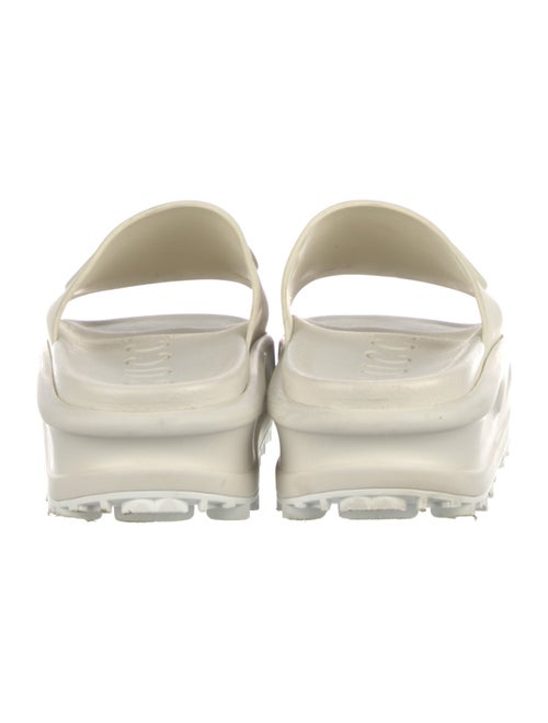 Gucci Interlocking G Logo Rubber Slides