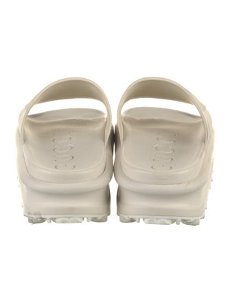 Gucci Interlocking G Logo Rubber Slides
