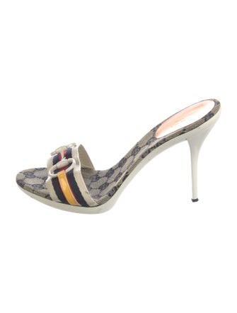 Gucci GG Canvas Canvas Slides