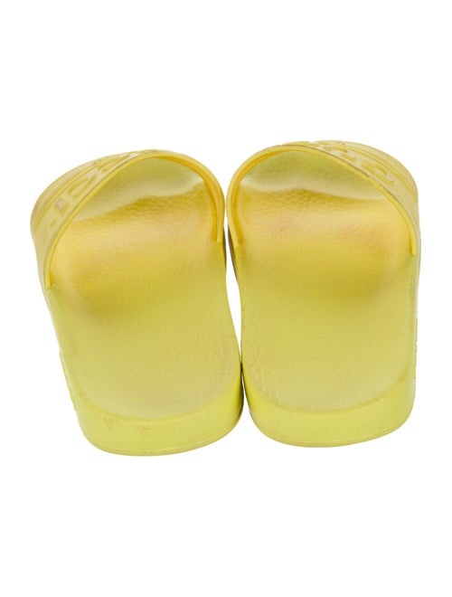 Gucci Giallo Interlocking G Logo Slides
