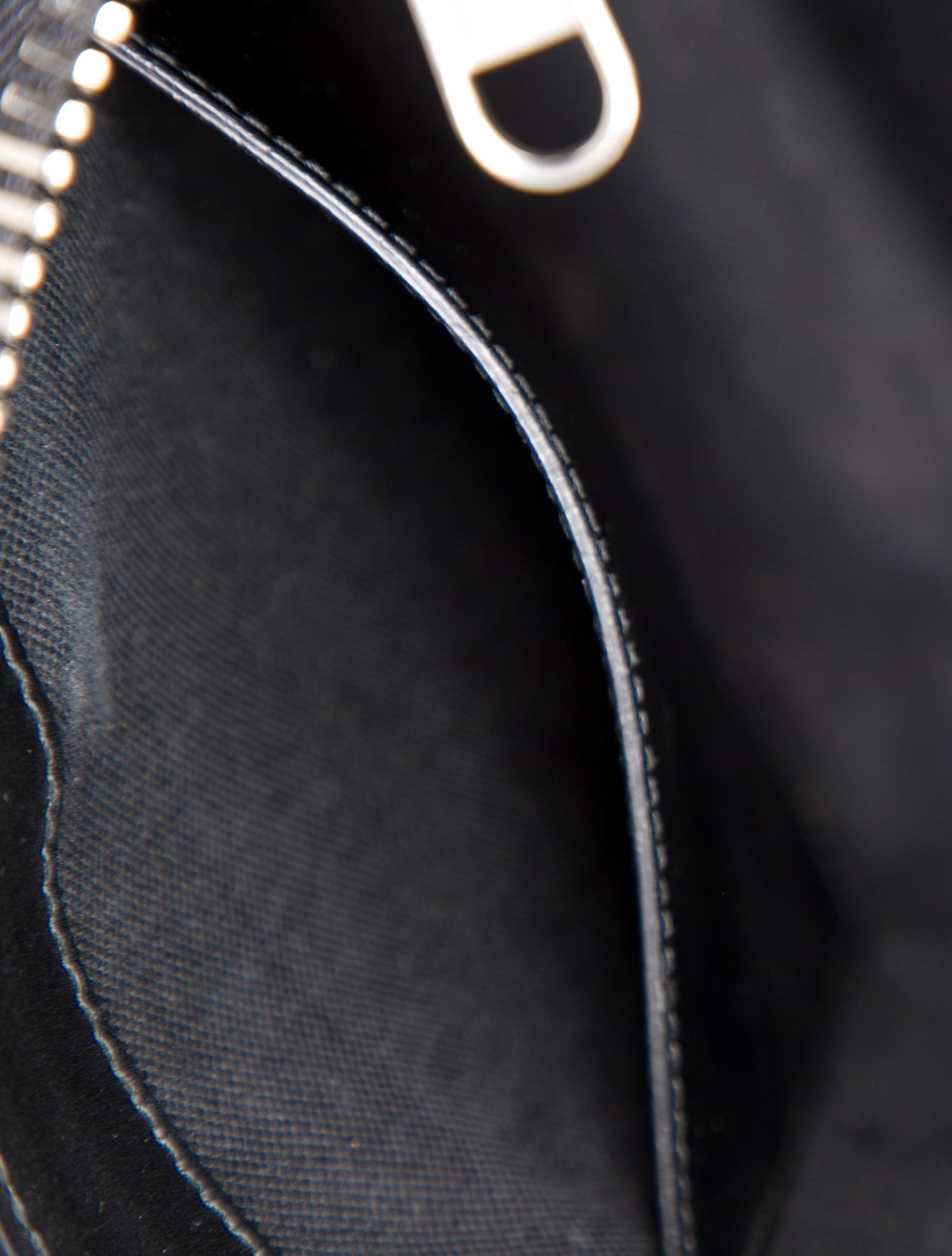 Gucci GG Supreme Messenger Bag