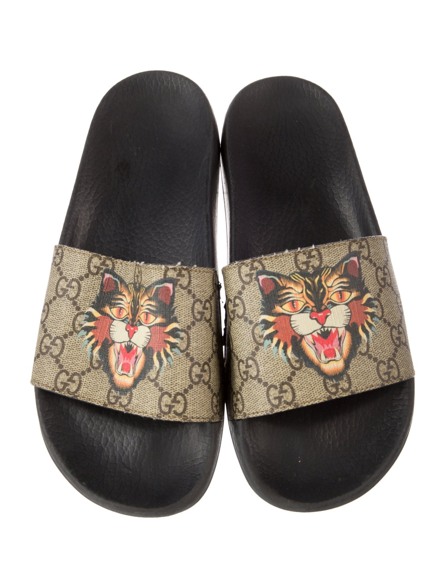 Gucci GG Supreme Slides