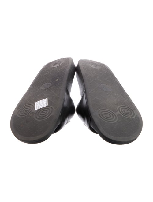 Gucci Interlocking G Logo Leather Slides