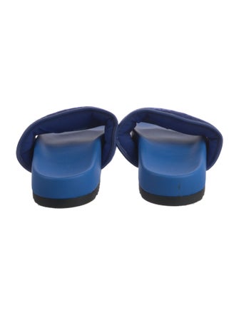 Gucci GG Canvas Slides