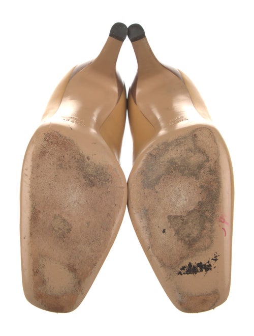 Gucci Interlocking G Logo Leather Pumps