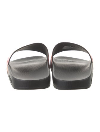 Gucci GG Supreme Slides w/ Tags