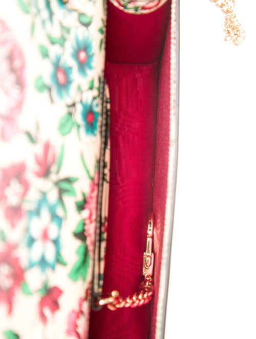 Gucci Double G Diana Mini