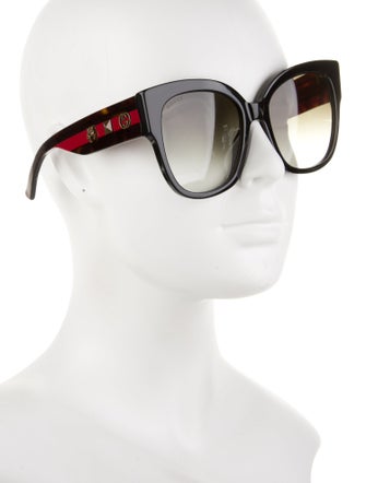 Gucci Interlocking G Logo Oversize Sunglasses