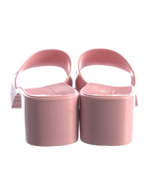 Gucci Rubber Logo Rubber Slides
