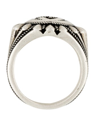 Gucci Interlocking G Engraved Cocktail Ring
