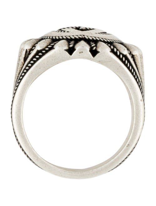 Gucci Interlocking G Engraved Cocktail Ring