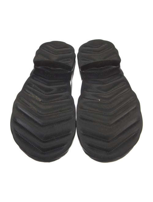 Gucci Rubber Flip Flops