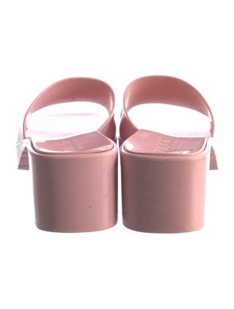 Gucci Rubber Slides