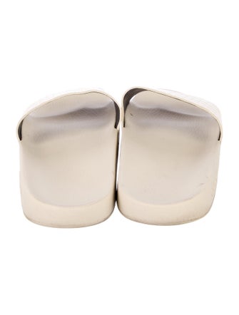 Gucci Microguccissima Pattern Leather Slides