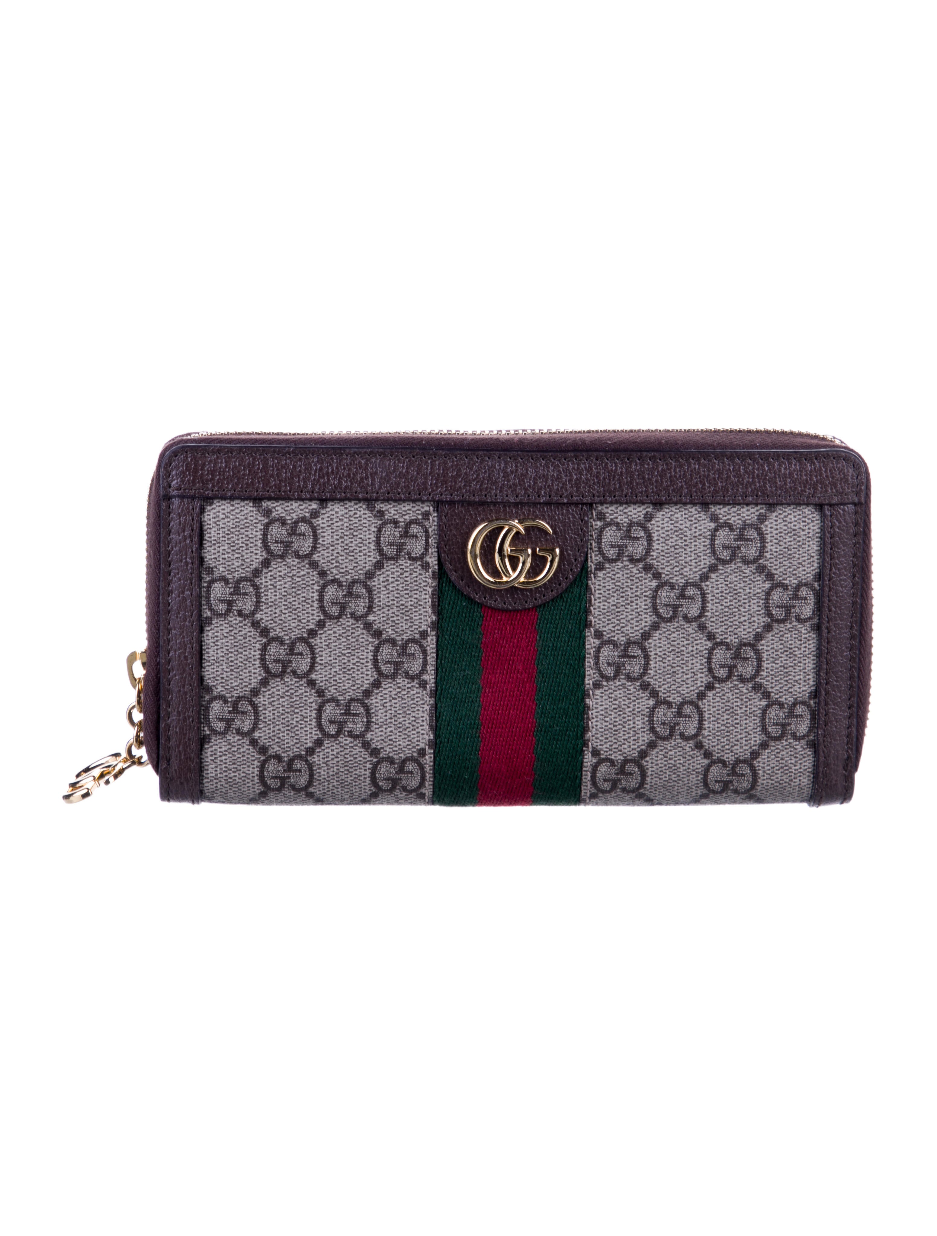 Gucci GG Supreme Continental Wallet