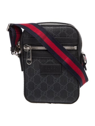 Gucci GG Supreme Messenger Bag Small