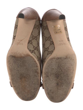 Gucci GG Canvas Canvas Pumps