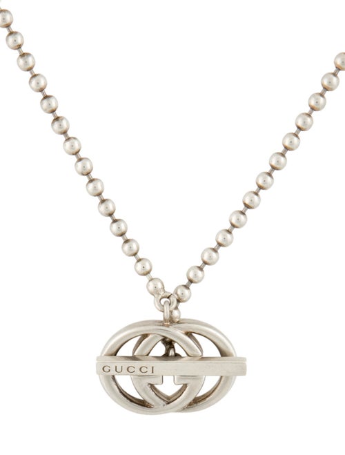 Gucci Interlocking G Logo Britt Toggle Necklace