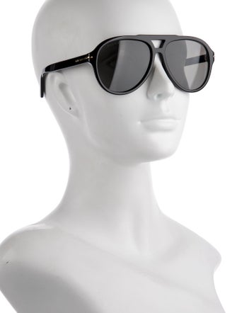 Gucci Oversize Tinted Sunglasses