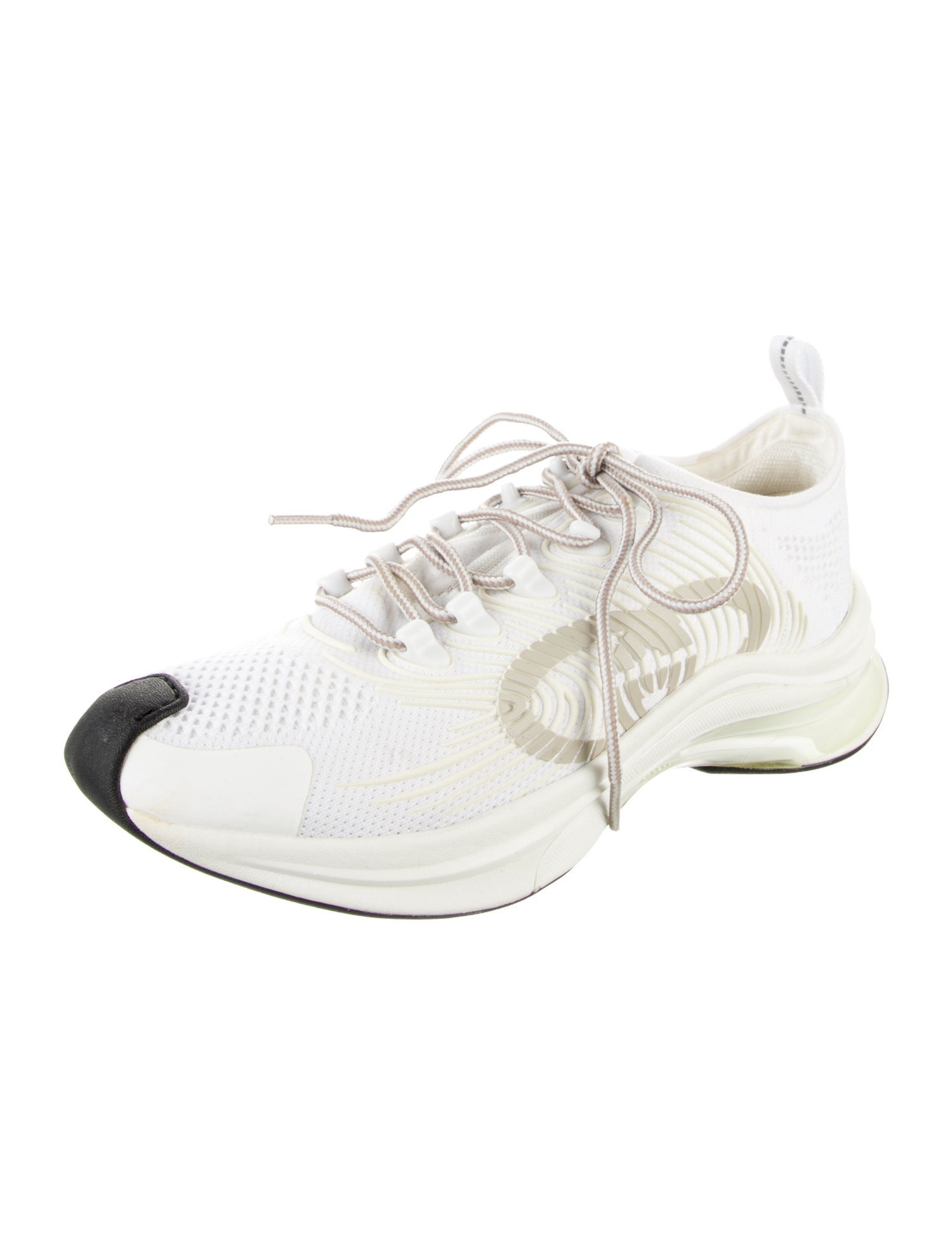 Gucci Interlocking G Logo Eyelet Trim Athletic Sneakers