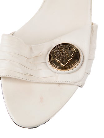 Gucci Hysteria Accent Leather Slides