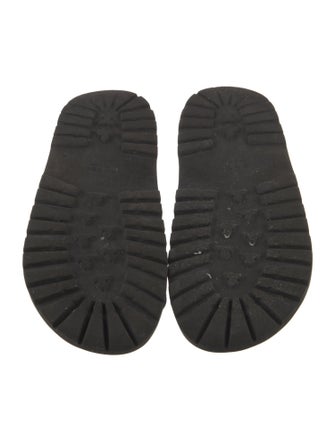 Gucci GG Signature Leather Slides