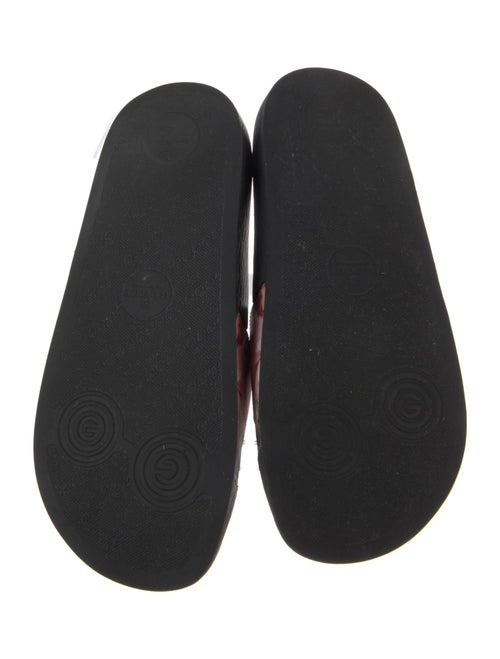 Gucci GG Supreme Slides