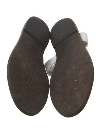 Gucci Horsebit Accent Leather Flip Flops