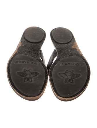 Gucci Double G Logo Leather Flip Flops
